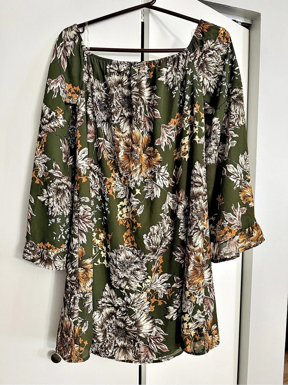 Altered State Floral Mini Dress in Green & Orange Size Medium